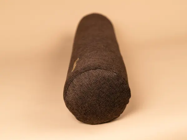 Валик BROWN Woodson для ног 60*16