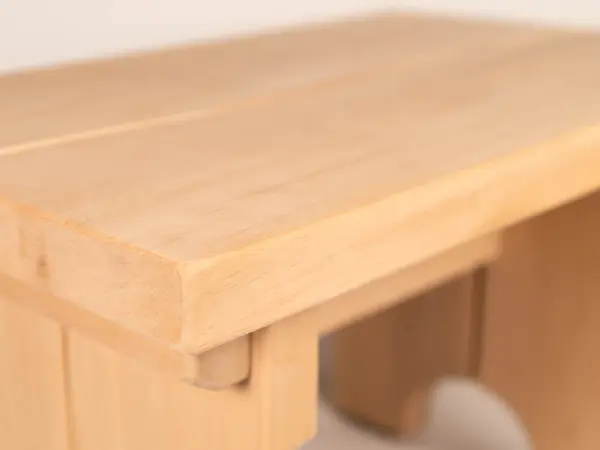 Лавочка из доски Ольха 40мм Лавочка из доски Ольха 40мм