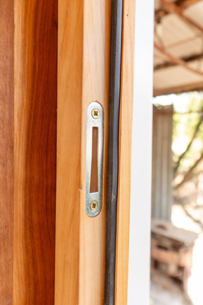 Окно Woodson 50*50, стекло бронза, ольха